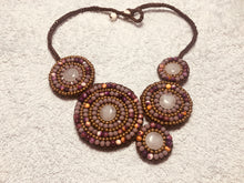 Carica l'immagine nel visualizzatore di Gallery, Collana asimmetrica