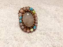 Carica l'immagine nel visualizzatore di Gallery, Anello ovale pietre e cristalli