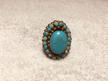 Carica l'immagine nel visualizzatore di Gallery, Anello ovale pietre e cristalli