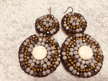 Carica l'immagine nel visualizzatore di Gallery, Orecchini doppio cerchio