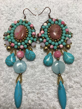 Carica l'immagine nel visualizzatore di Gallery, Orecchini ovali con pendagli