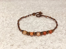 Carica l'immagine nel visualizzatore di Gallery, Braccialetto sottile con pietre