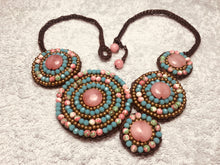 Carica l'immagine nel visualizzatore di Gallery, Collana asimmetrica