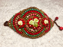 Carica l'immagine nel visualizzatore di Gallery, Bracciale allacciato semirigido