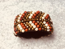 Carica l'immagine nel visualizzatore di Gallery, Bracciale a molla tipo geometrico