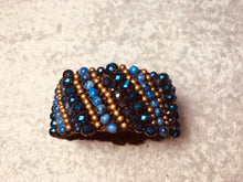 Carica l'immagine nel visualizzatore di Gallery, Bracciale a molla tipo geometrico