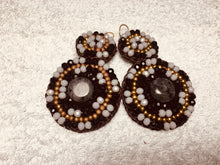 Carica l'immagine nel visualizzatore di Gallery, Orecchini doppio cerchio