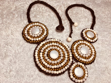 Carica l'immagine nel visualizzatore di Gallery, Collana asimmetrica